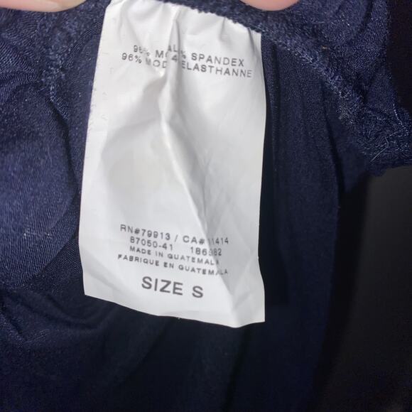 A PEA IN THE POD Maternity Sz S Cowl Neck Navy Sweater Shirt Soft Spandex Fall - Picture 6 of 7